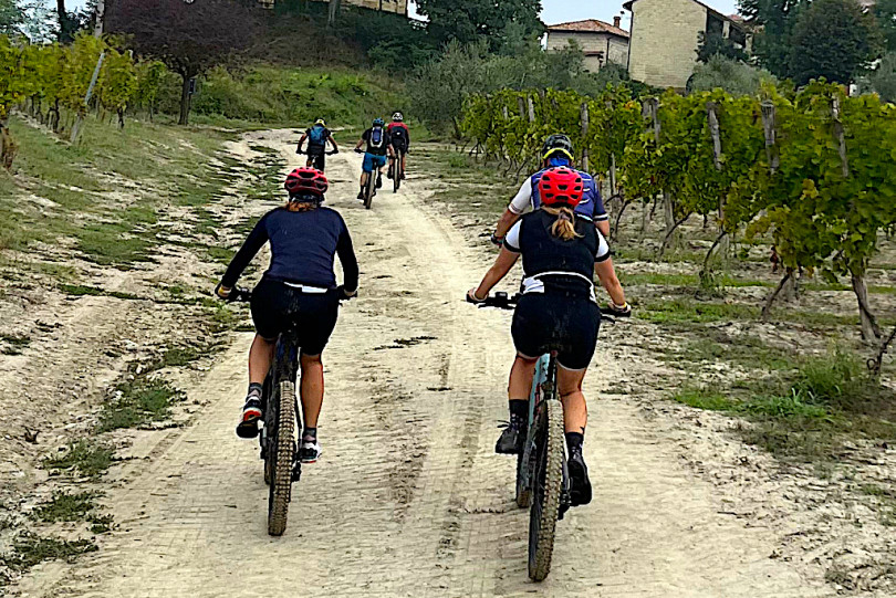 La solidarietà su due ruote con 